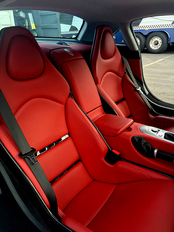 2005 Mercedes SLR McLaren Interior